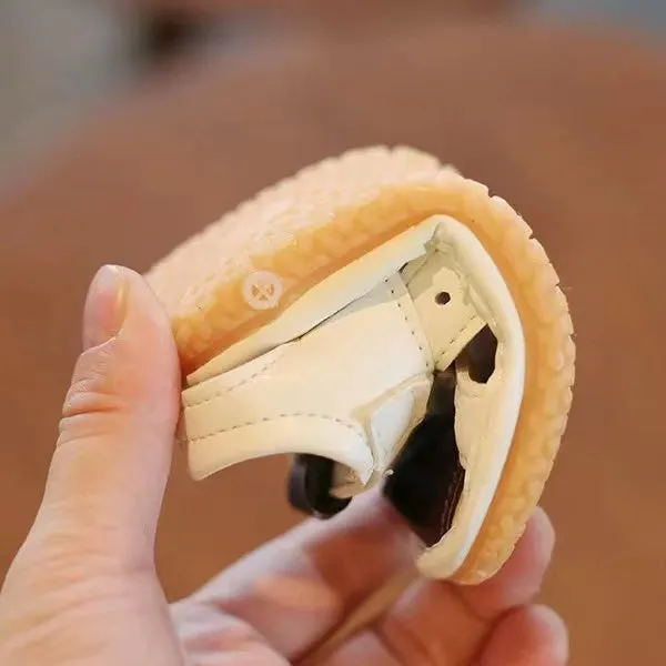 Squeaky Lion Summer Baby Sandals